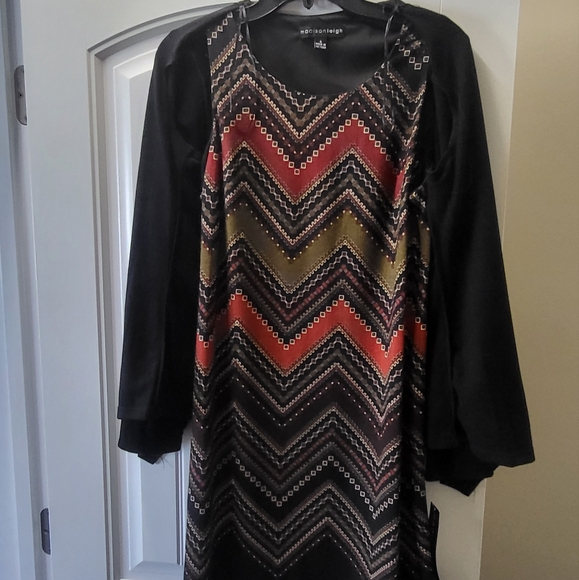 Madison Leigh two piece stretchy Black Shapes Dress size 6 NWT - Picture 1 of 8